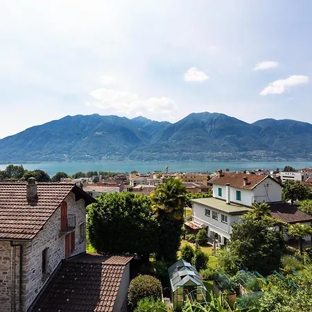 Locarno Area: Quiet Lake View Escape 1 - Happy Rentals Apartamento Brione sopra Minusio